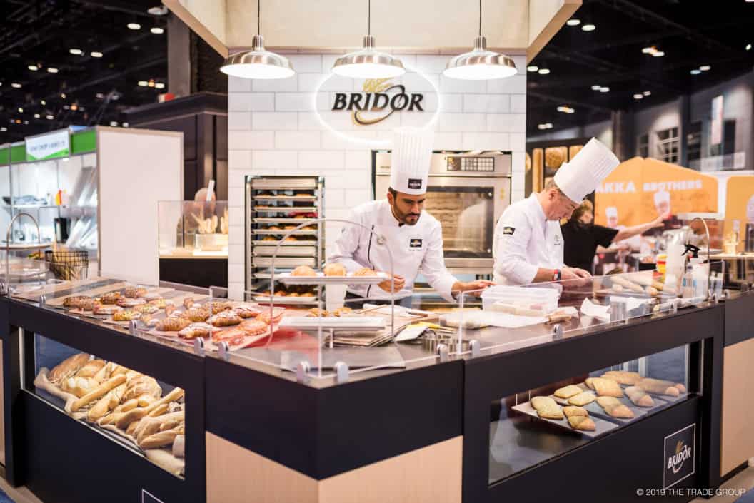 Live demonstration at a food and restaurant trade show